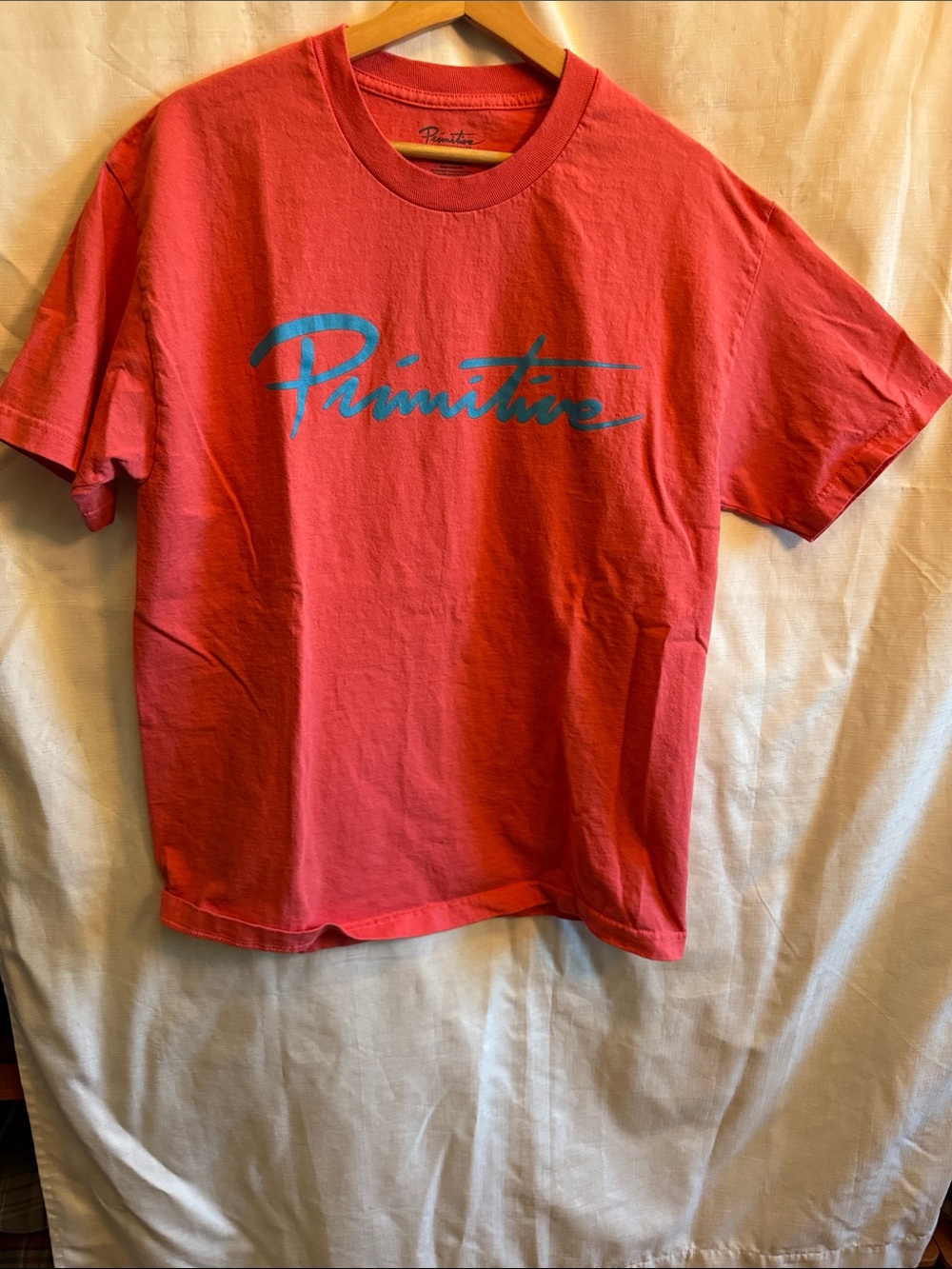 Primitive Coral Tee with Teal Script Logo Mens large 25